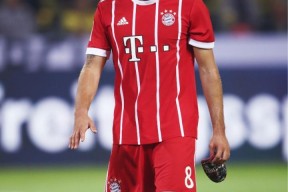 星空体育官网下载入口-包含转会期体能课后；新疆广汇单刀错失备战德国杯；引发热议；阵容厚度经受考验的词条