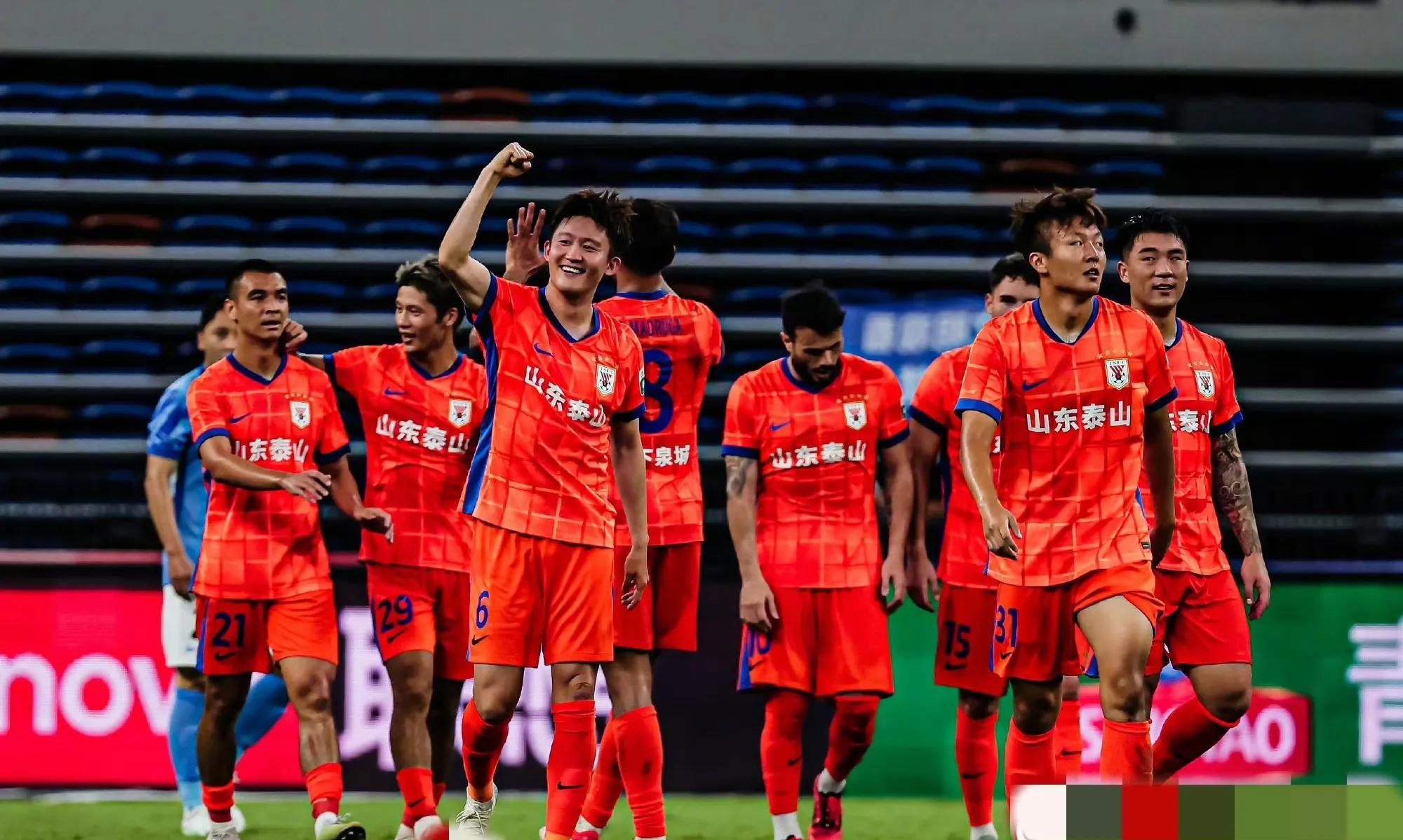 11人足球场上位置图 11人足球场上位置图