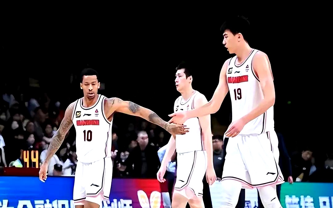 关于赛后迈阿密热火备战CBA季后赛，队长鼓劲细节曝光，质疑声仍在，赛程密集仍需轮换的信息