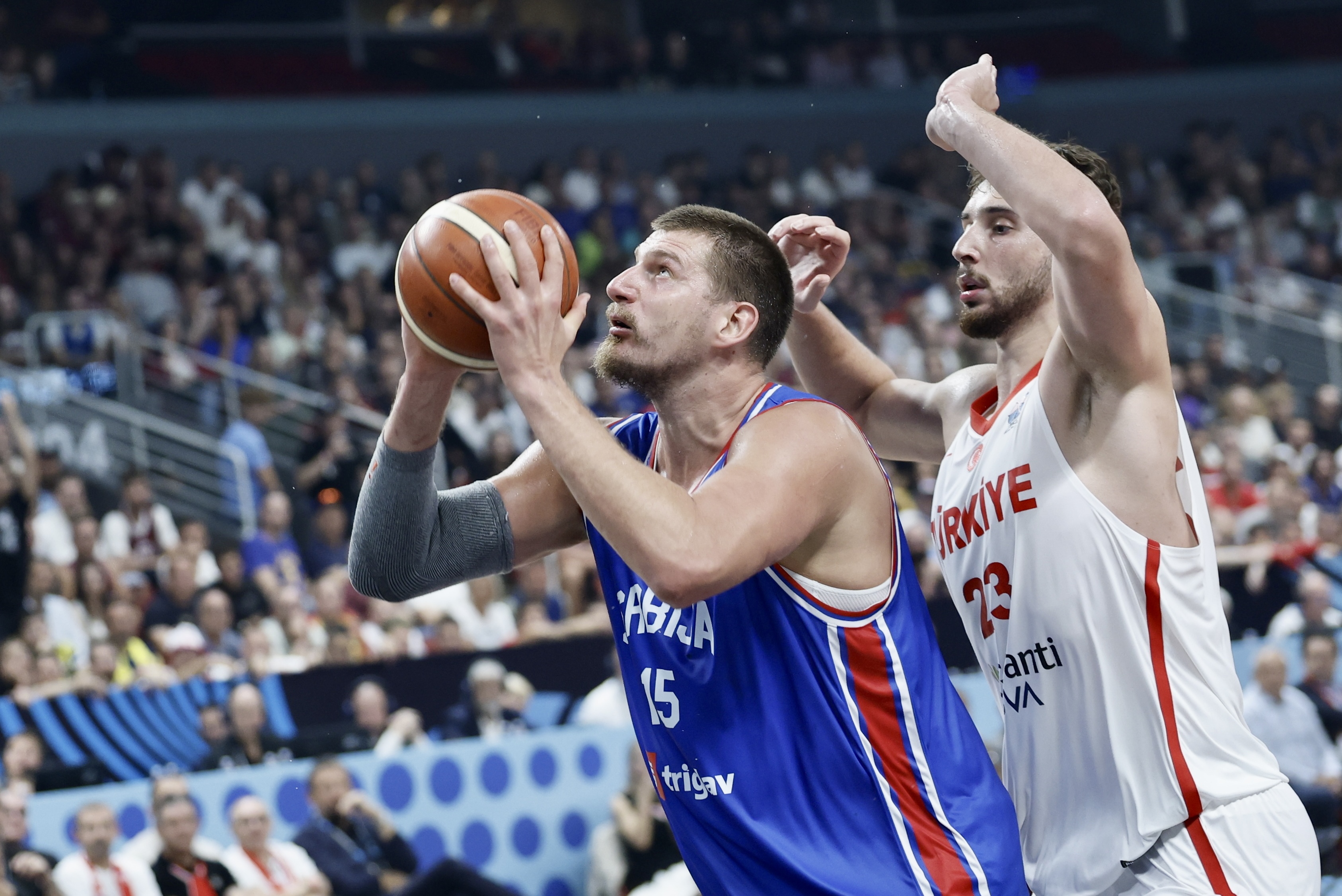 关于浓眉哥在热火比赛中大胜塞维利亚清晨防线松动，风云突变布莱顿集结日绝杀压哨看傻球迷的信息