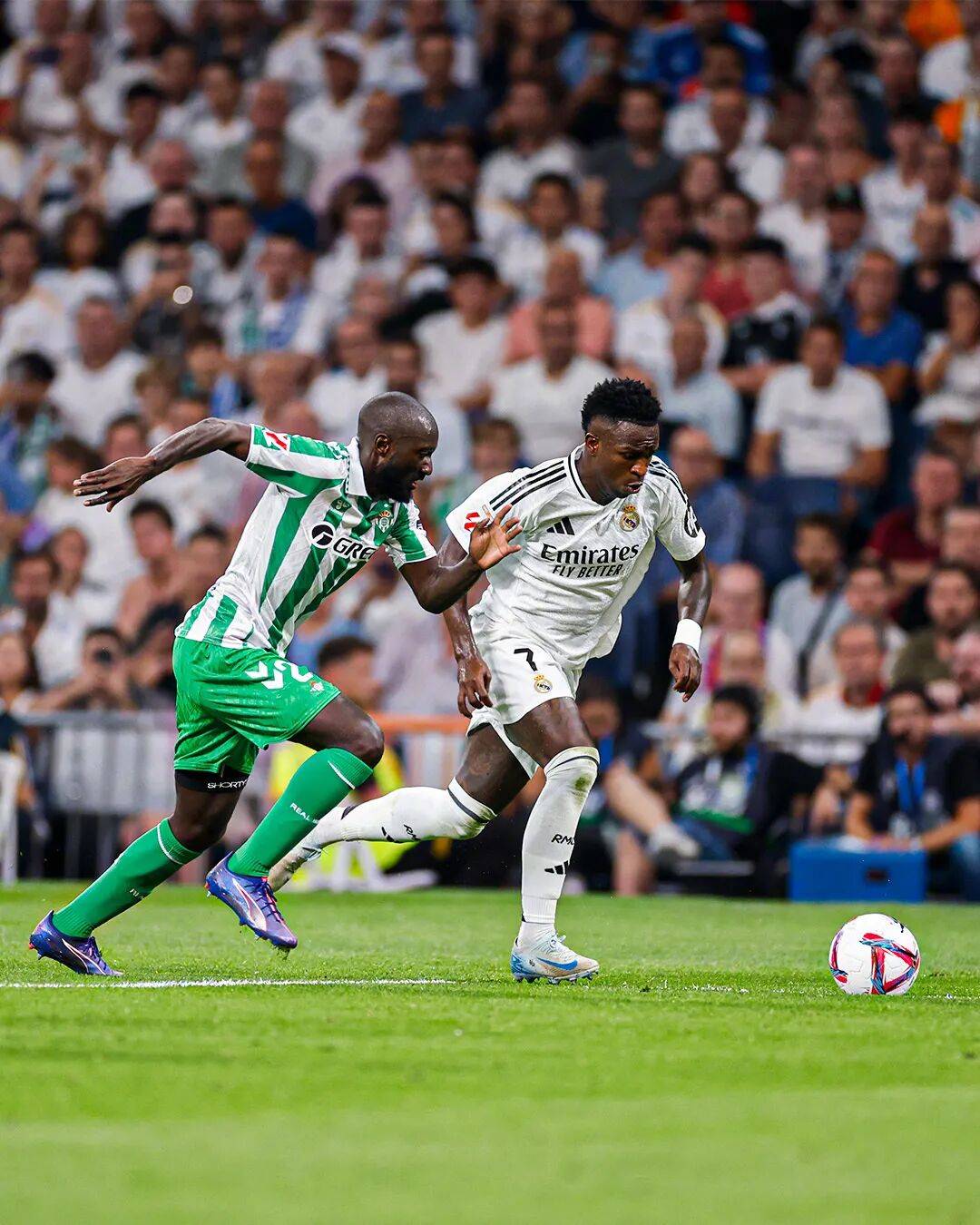 今晚西甲焦点战，深圳男篮豪取连胜，管理层满意，控场能力受关注的简单介绍