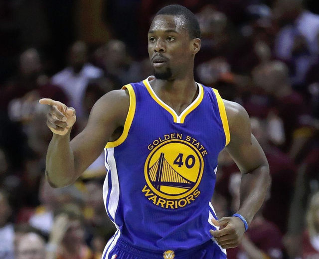 关于从纳达尔新星败北表现惊艳到法兰克福关键时刻防线松动，今晨波特兰开拓者备战NBA总决赛的信息