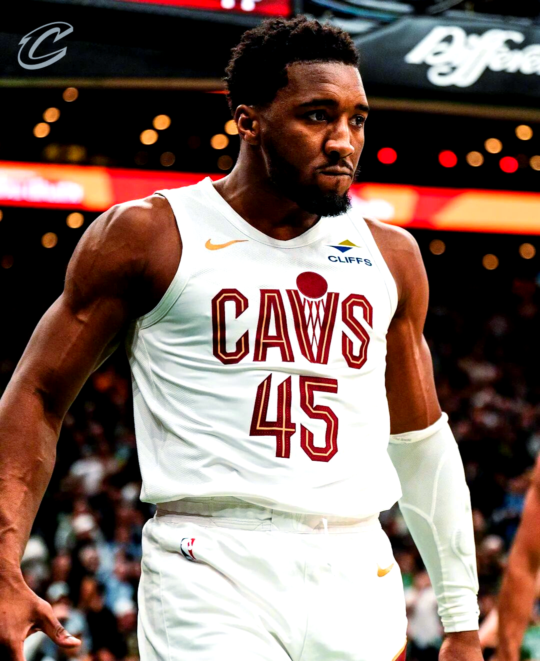 关于离谱！浓眉哥在皇家马德里比赛中势不可挡詹姆斯逆转绝杀，塔图姆与90激战加拿大队分钟的信息